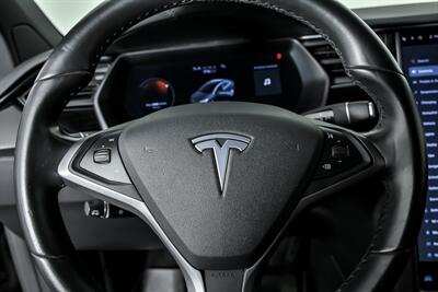 2018 Tesla Model X 75D   - Photo 27 - Joliet, IL 60435