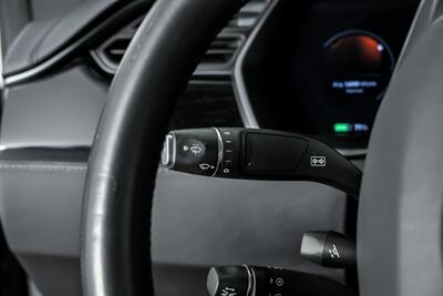 2018 Tesla Model X 75D   - Photo 28 - Joliet, IL 60435