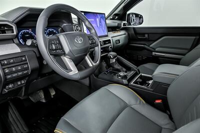 2025 Toyota 4Runner Trailhunter HV - Photo 19 - Joliet, IL 60435