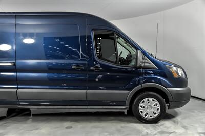 2015 Ford Transit 250   - Photo 13 - Joliet, IL 60435