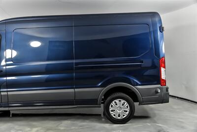 2015 Ford Transit 250   - Photo 8 - Joliet, IL 60435