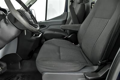 2015 Ford Transit 250   - Photo 19 - Joliet, IL 60435