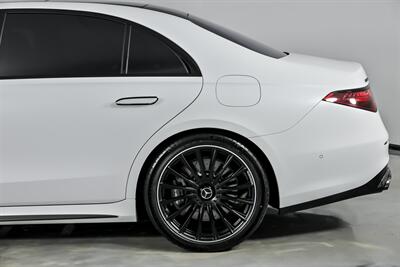 2025 Mercedes-Benz AMG S 63 E Performance   - Photo 9 - Joliet, IL 60435