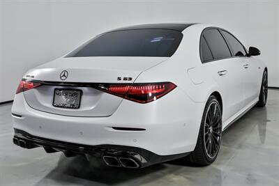 2025 Mercedes-Benz AMG S 63 E Performance   - Photo 12 - Joliet, IL 60435