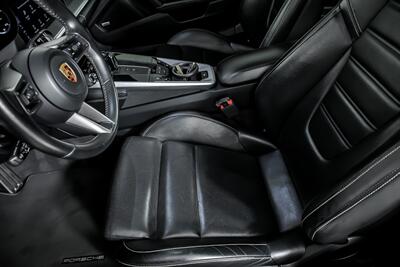 2021 Porsche 911 Turbo S   - Photo 21 - Joliet, IL 60435