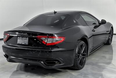 2016 Maserati GranTurismo MC   - Photo 12 - Joliet, IL 60435