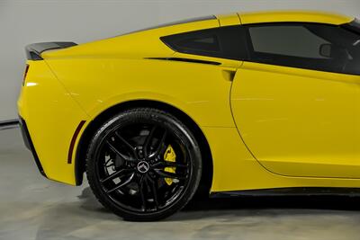 2015 Chevrolet Corvette Stingray Z51   - Photo 13 - Joliet, IL 60435