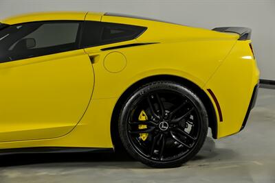 2015 Chevrolet Corvette Stingray Z51   - Photo 9 - Joliet, IL 60435