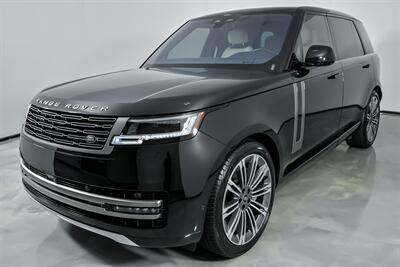2023 Land Rover Range Rover P530 SE LWB   - Photo 6 - Joliet, IL 60435