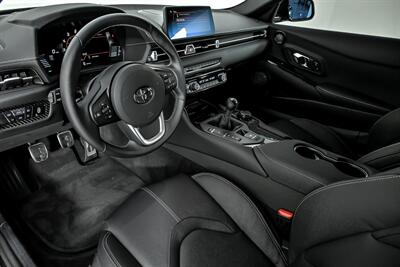 2025 Toyota GR Supra 3.0 Premium   - Photo 18 - Joliet, IL 60435