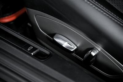 2017 Porsche 911 Carrera   - Photo 25 - Joliet, IL 60435