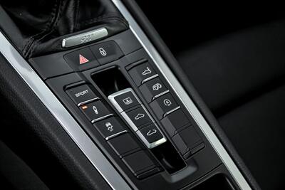 2017 Porsche 911 Carrera   - Photo 38 - Joliet, IL 60435