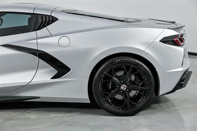 2020 Chevrolet Corvette Stingray   - Photo 9 - Joliet, IL 60435