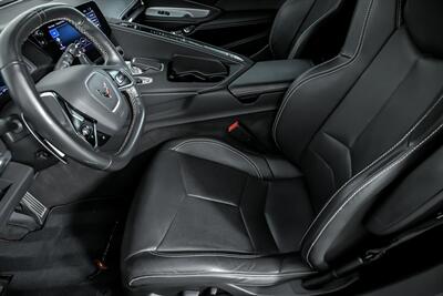 2020 Chevrolet Corvette Stingray   - Photo 23 - Joliet, IL 60435