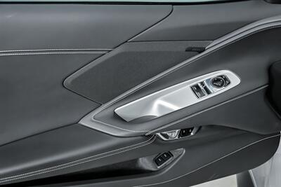 2020 Chevrolet Corvette Stingray   - Photo 20 - Joliet, IL 60435