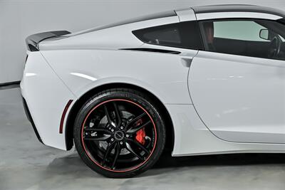 2015 Chevrolet Corvette Stingray Z51   - Photo 13 - Joliet, IL 60435