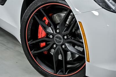 2015 Chevrolet Corvette Stingray Z51   - Photo 4 - Joliet, IL 60435