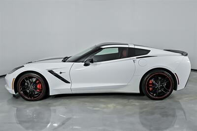 2015 Chevrolet Corvette Stingray Z51   - Photo 8 - Joliet, IL 60435
