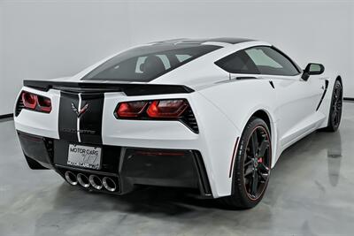 2015 Chevrolet Corvette Stingray Z51   - Photo 12 - Joliet, IL 60435