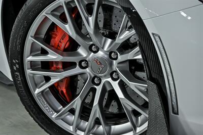 2016 Chevrolet Corvette Z06   - Photo 4 - Joliet, IL 60435