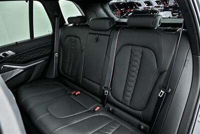 2024 BMW X5 M Competition-LOADED $136 MSRP-BOWERS!   - Photo 25 - Joliet, IL 60435