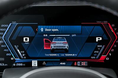 2024 BMW X5 M Competition-LOADED $136 MSRP-BOWERS!   - Photo 28 - Joliet, IL 60435