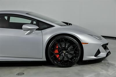 2020 Lamborghini Huracan EVO-MASSIVE $322K MSRP-FACTORY MATTE PAINT   - Photo 15 - Joliet, IL 60435