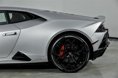 2020 Lamborghini Huracan EVO-MASSIVE $322K MSRP-FACTORY MATTE PAINT   - Photo 9 - Joliet, IL 60435