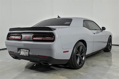 2021 Dodge Challenger R/T - Photo 12 - Joliet, IL 60435