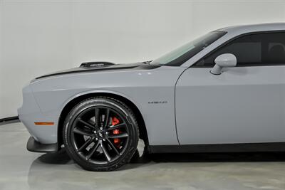 2021 Dodge Challenger R/T - Photo 7 - Joliet, IL 60435
