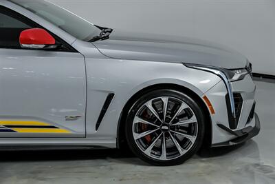 2024 Cadillac CT4-V Blackwing   - Photo 15 - Joliet, IL 60435