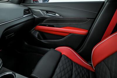 2024 Cadillac CT4-V Blackwing   - Photo 43 - Joliet, IL 60435