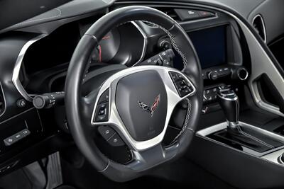 2017 Chevrolet Corvette Stingray   - Photo 25 - Joliet, IL 60435