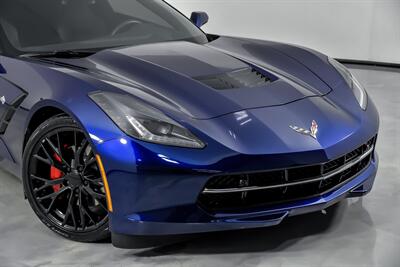 2017 Chevrolet Corvette Stingray   - Photo 3 - Joliet, IL 60435