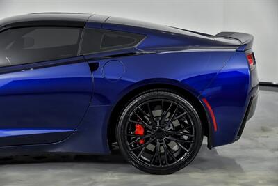 2017 Chevrolet Corvette Stingray   - Photo 9 - Joliet, IL 60435
