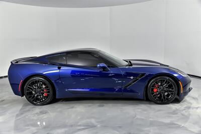 2017 Chevrolet Corvette Stingray   - Photo 14 - Joliet, IL 60435