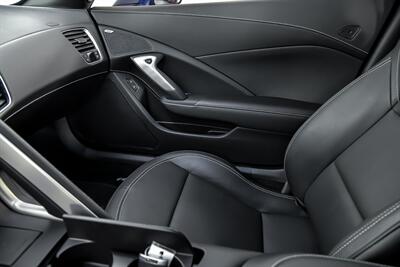 2017 Chevrolet Corvette Stingray   - Photo 37 - Joliet, IL 60435