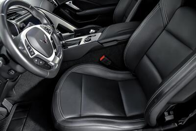 2017 Chevrolet Corvette Stingray   - Photo 22 - Joliet, IL 60435
