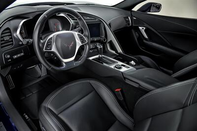 2017 Chevrolet Corvette Stingray   - Photo 21 - Joliet, IL 60435