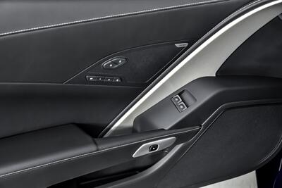 2017 Chevrolet Corvette Stingray   - Photo 18 - Joliet, IL 60435