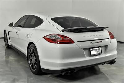 2013 Porsche Panamera GTS   - Photo 10 - Joliet, IL 60435