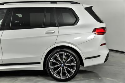 2021 BMW X7 M50i   - Photo 9 - Joliet, IL 60435