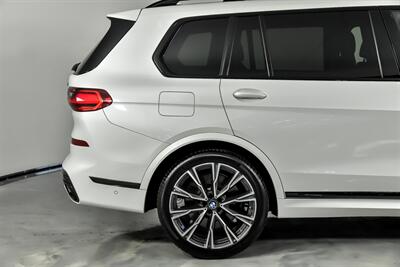 2021 BMW X7 M50i   - Photo 13 - Joliet, IL 60435