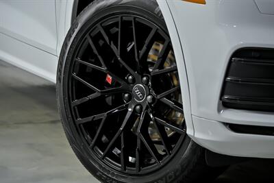 2020 Audi SQ5 3.0T quattro Premium Plus   - Photo 4 - Joliet, IL 60435