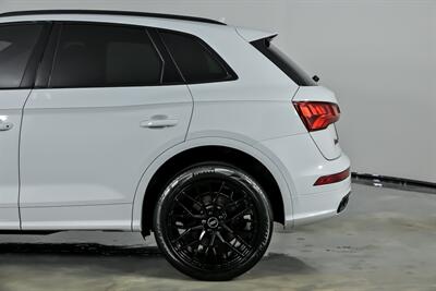 2020 Audi SQ5 3.0T quattro Premium Plus   - Photo 9 - Joliet, IL 60435