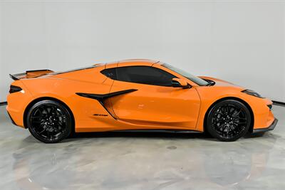 2024 Chevrolet Corvette Z06   - Photo 14 - Joliet, IL 60435