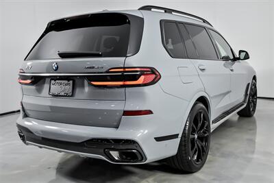 2023 BMW X7 xDrive40i   - Photo 12 - Joliet, IL 60435