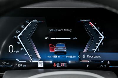 2023 BMW X7 xDrive40i   - Photo 28 - Joliet, IL 60435