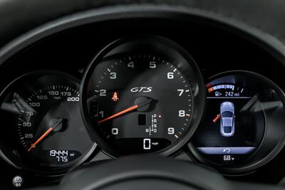 2022 Porsche 718 Cayman GTS 4.0 - Photo 24 - Joliet, IL 60435