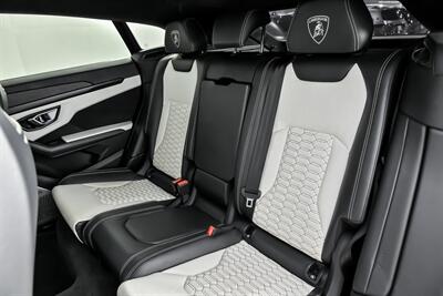 2022 Lamborghini Urus   - Photo 25 - Joliet, IL 60435
